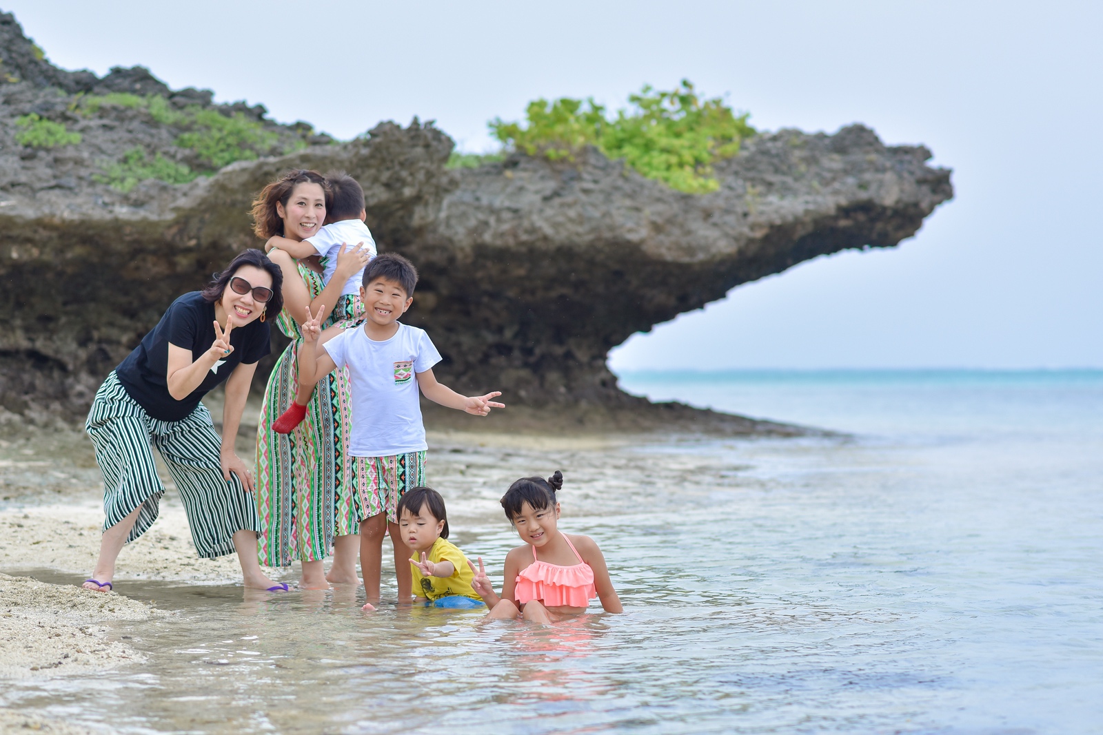 海に入ってたくさん遊びました