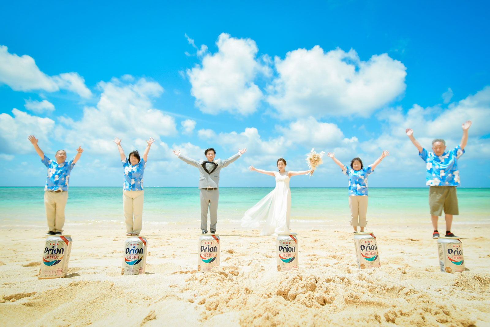 家族写真でオリオンビールを使って