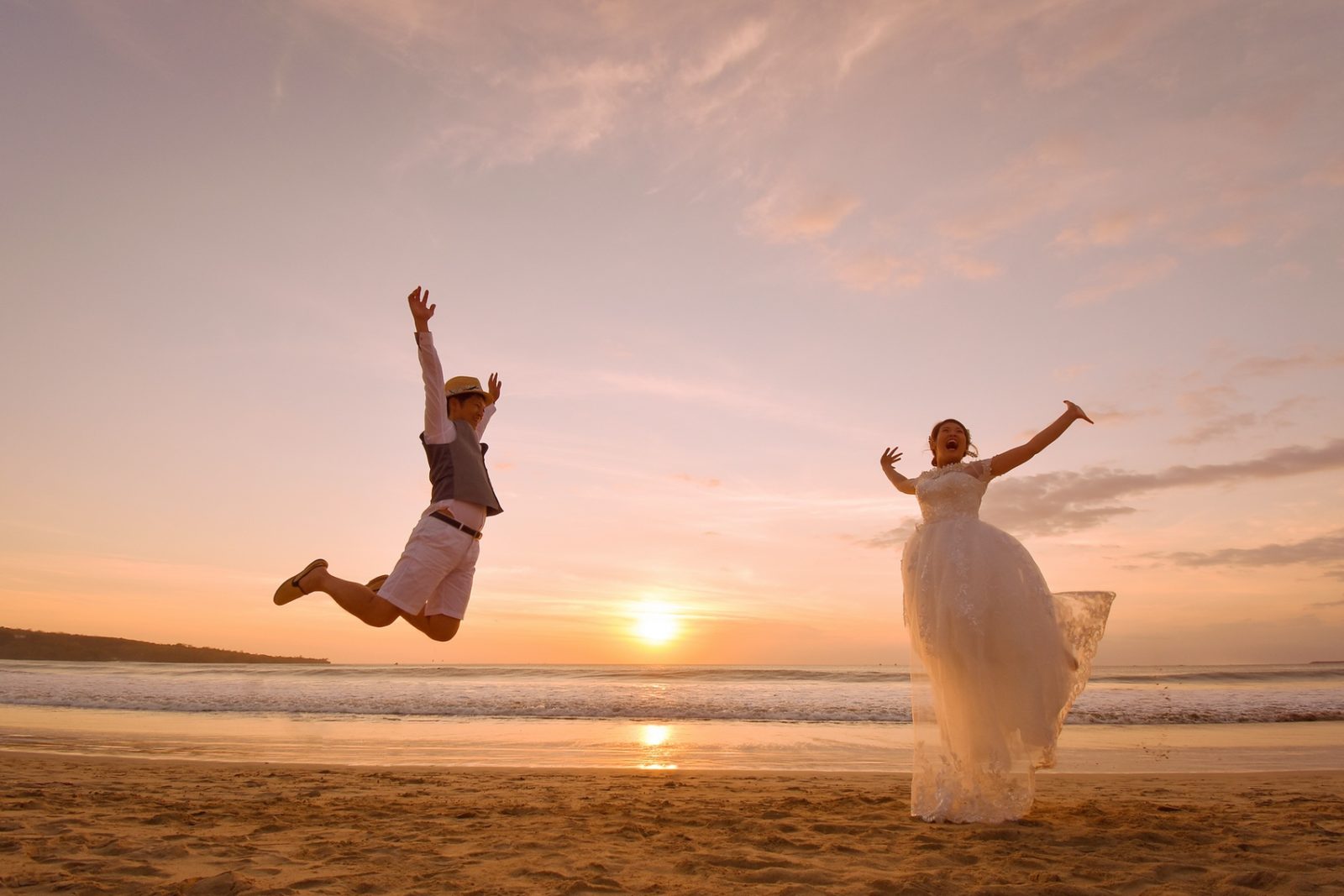 夕日のジャンプショット